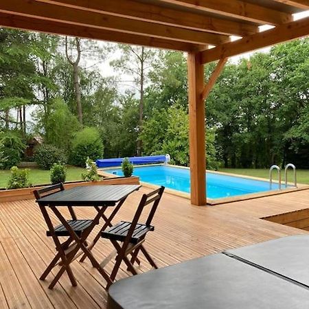 Lodge La Courrege Larche  Экстерьер фото